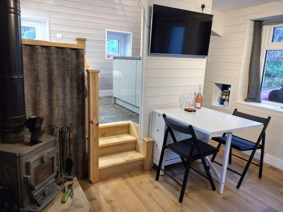 The Scullery - A Quirky Annex With Wood Fire Villa Huddersfield Dış mekan fotoğraf
